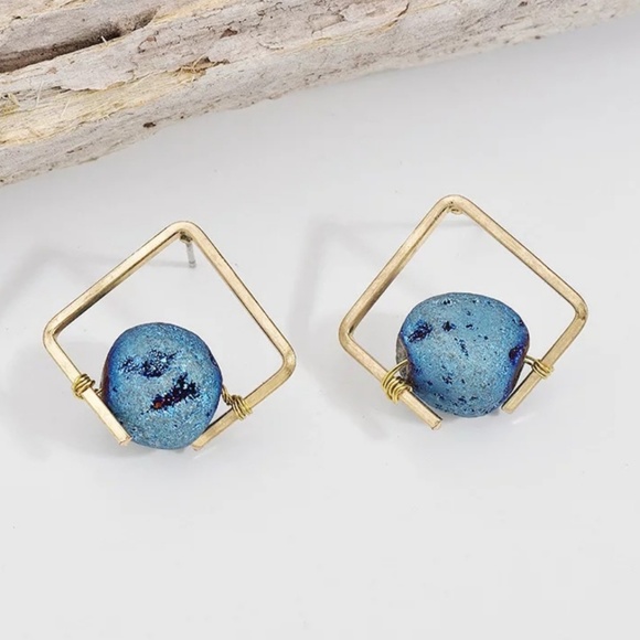 Geometric natural stone earrings - Picture 1 of 4